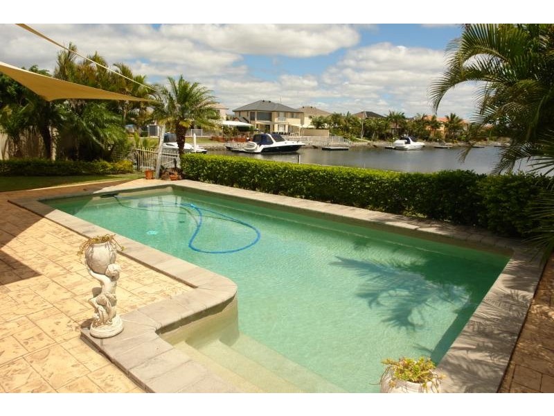Oyster Cove QLD 4212