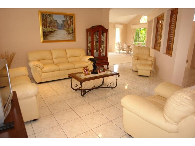 Oyster Cove QLD 4212