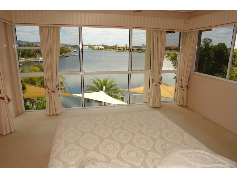 Oyster Cove QLD 4212