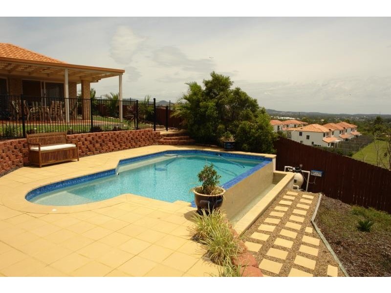 Pacific Pines QLD 4211