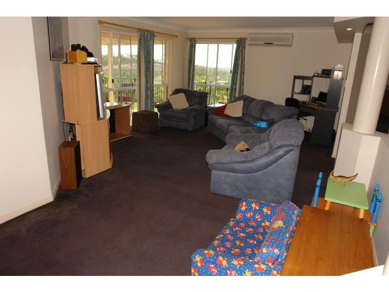 Pacific Pines QLD 4211