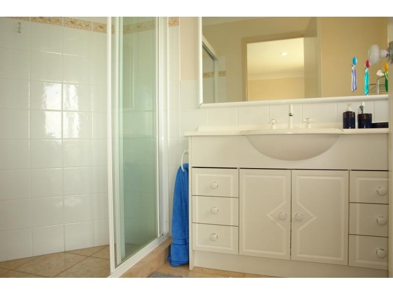 Pacific Pines QLD 4211