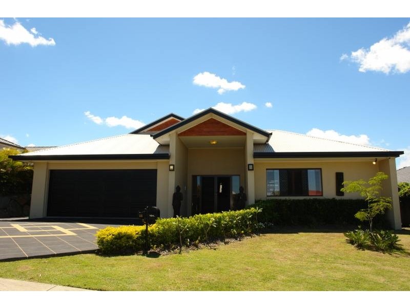 Pacific Pines QLD 4211