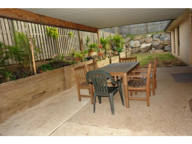 Pacific Pines QLD 4211
