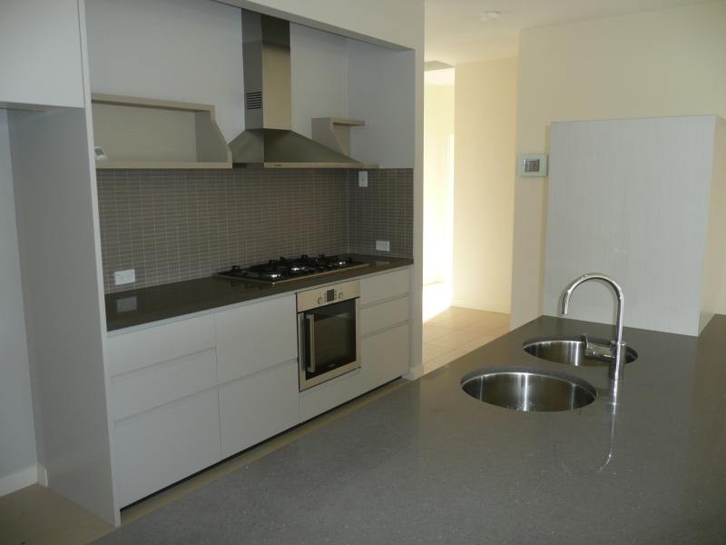 Hope Island QLD 4212