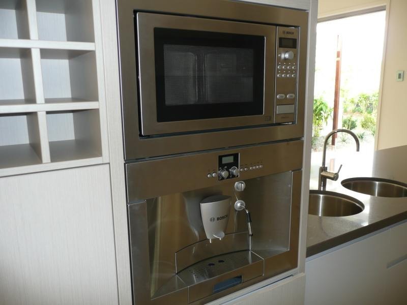 Hope Island QLD 4212