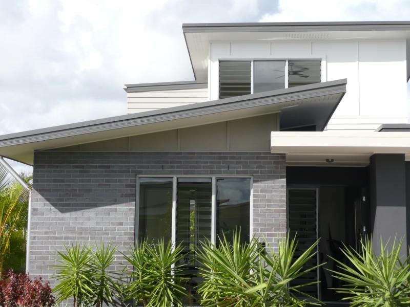 Hope Island QLD 4212