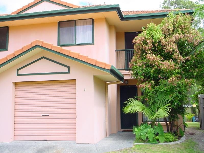 Parkwood QLD 4214