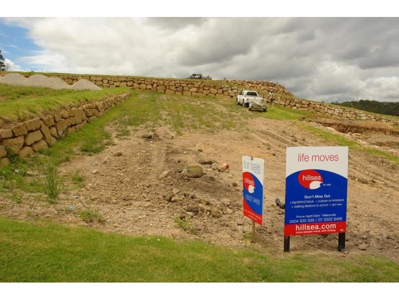 Pacific Pines QLD 4211