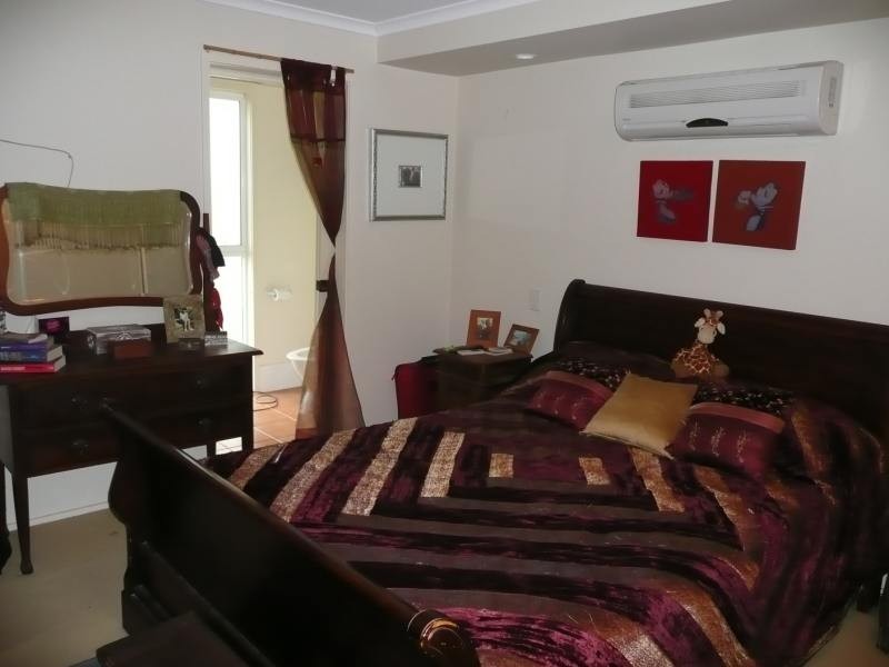 Pacific Pines QLD 4211