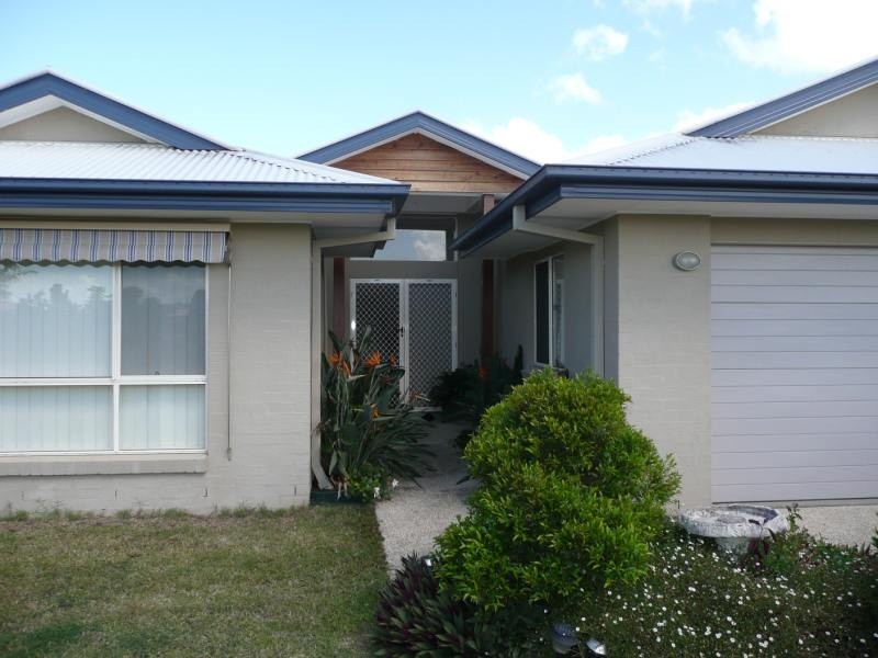 Pacific Pines QLD 4211