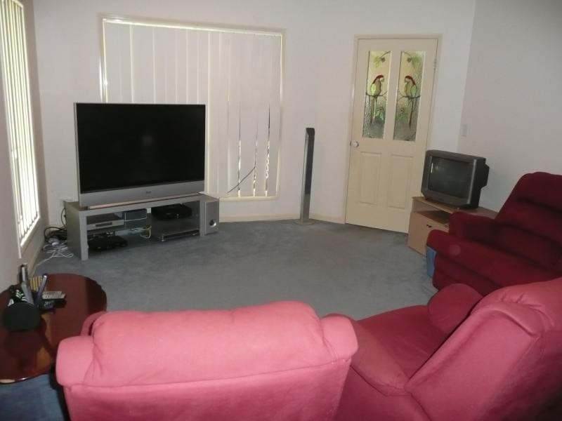Pacific Pines QLD 4211