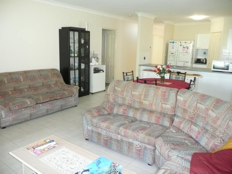 Pacific Pines QLD 4211