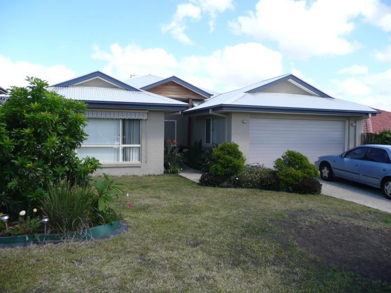 Pacific Pines QLD 4211