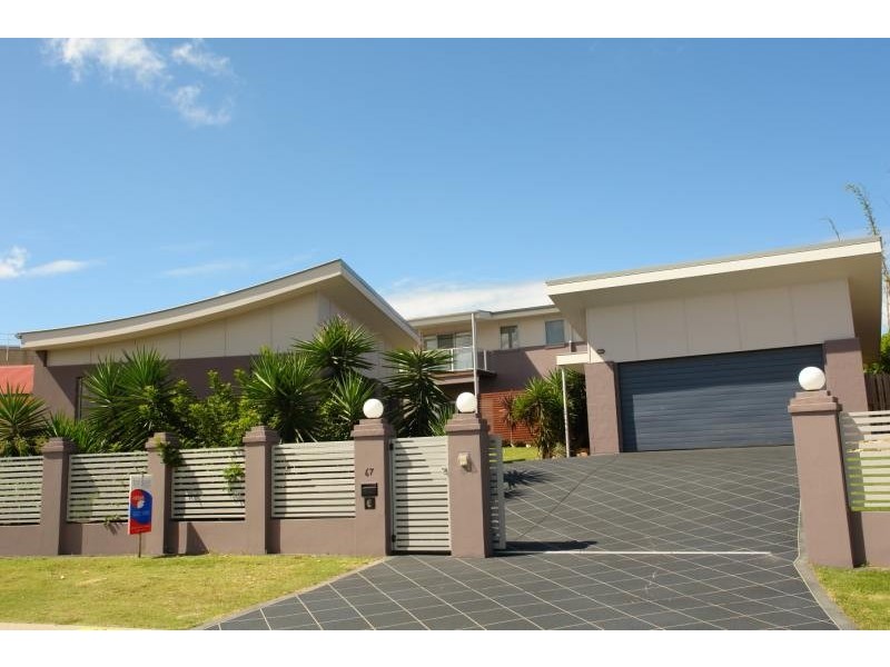 Pacific Pines QLD 4211