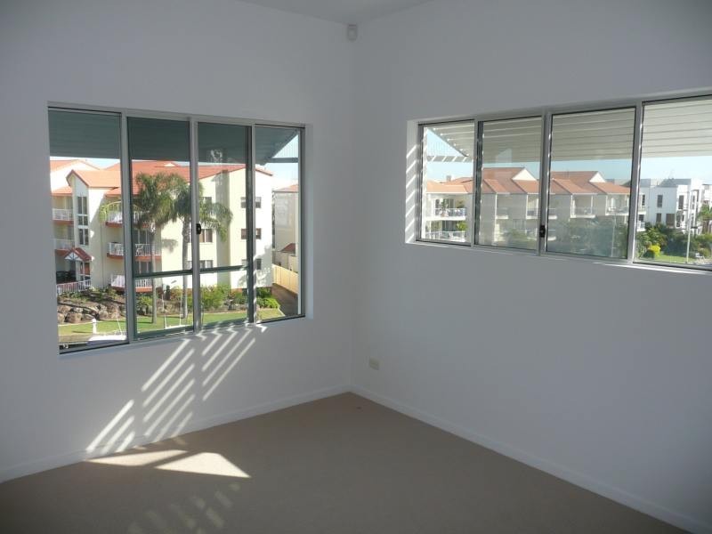 Runaway Bay QLD 4216