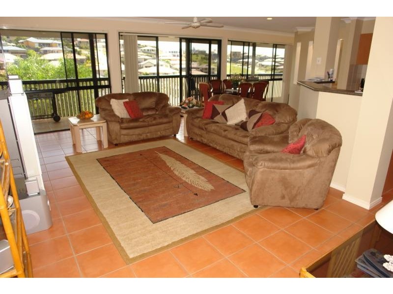 Pacific Pines QLD 4211