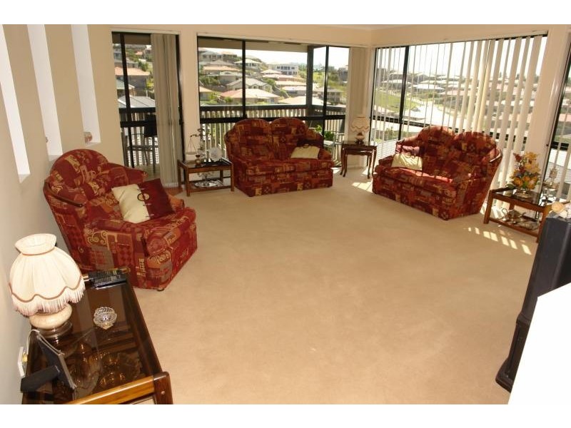 Pacific Pines QLD 4211