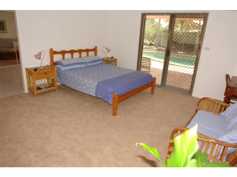 Coombabah QLD 4216