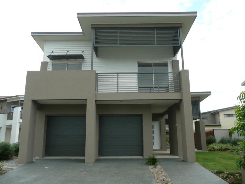 Hope Island QLD 4212