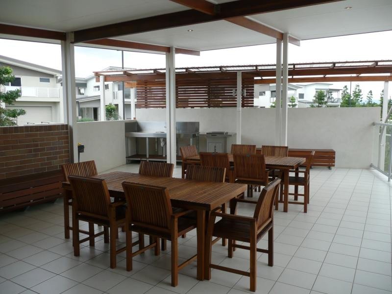 Hope Island QLD 4212