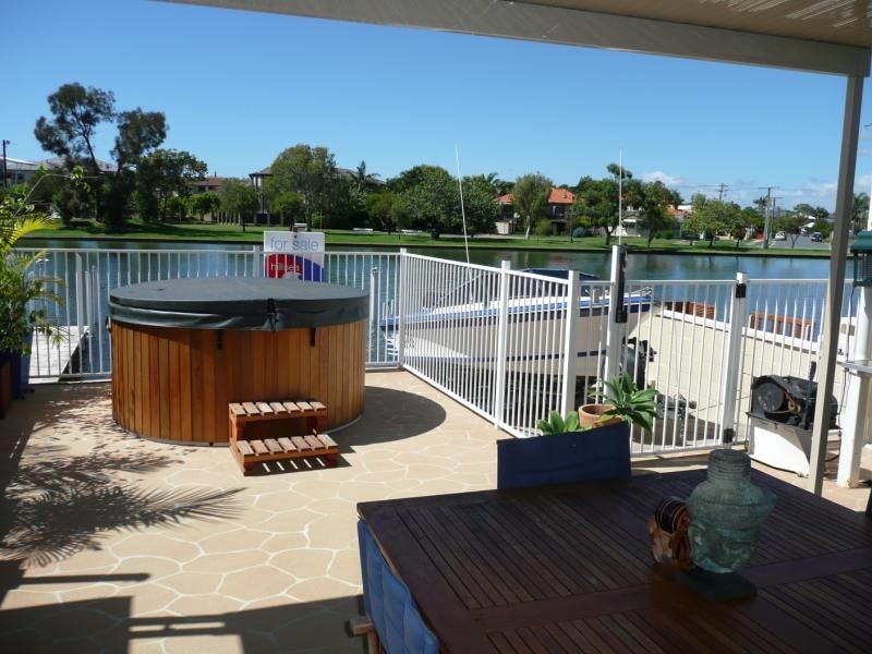 Biggera Waters QLD 4216