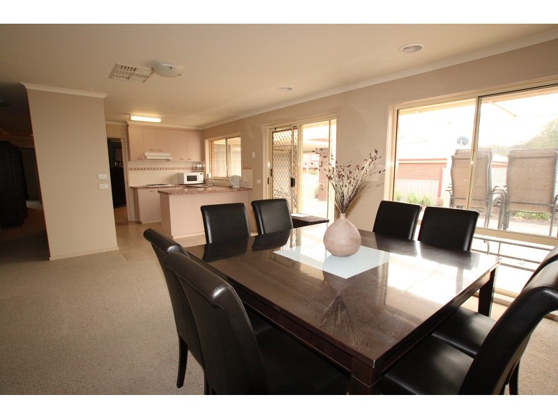 Golden Square VIC 3555