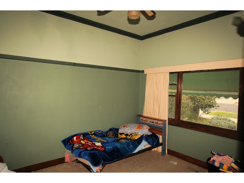 Flora Hill VIC 3550