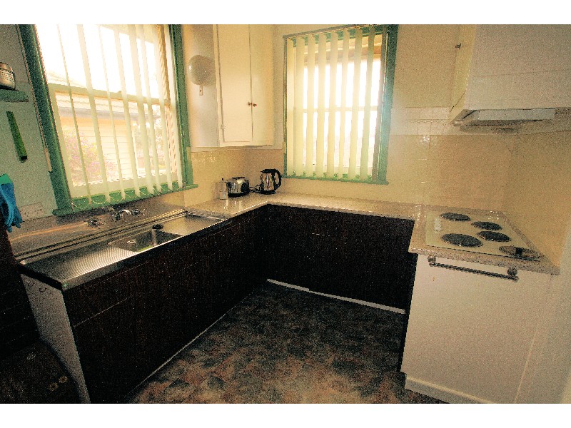 Flora Hill VIC 3550