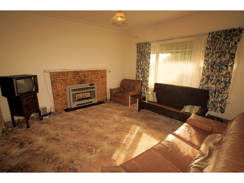 Flora Hill VIC 3550