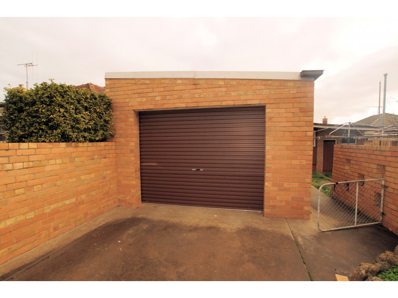 Flora Hill VIC 3550