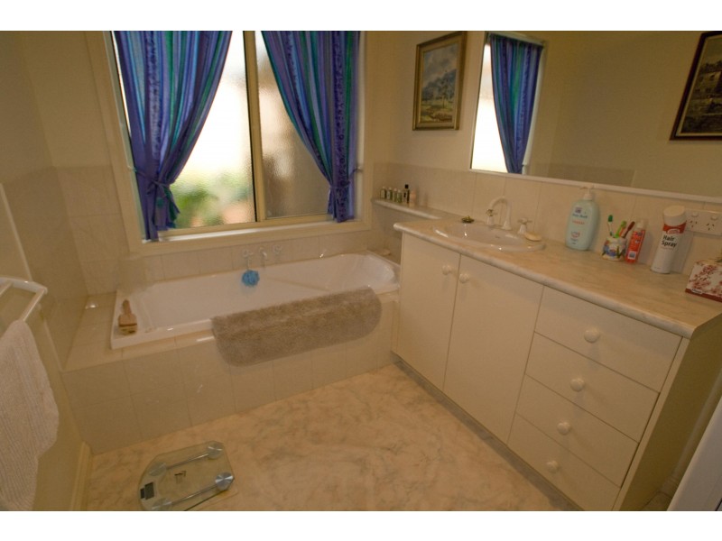 Kangaroo Flat VIC 3555