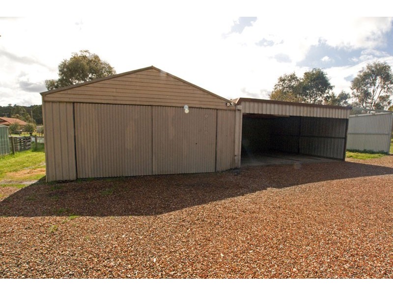 Lockwood VIC 3551