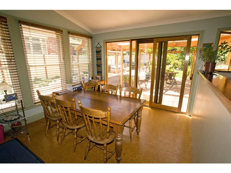 77 Neale Street, Kennington VIC 3550