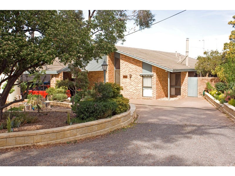 105 Harley Street, Strathdale VIC 3550