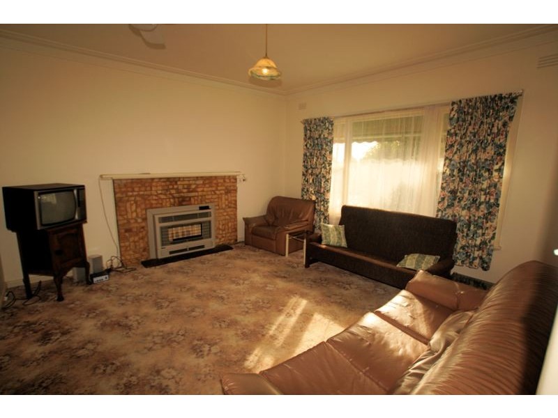 Flora Hill VIC 3550