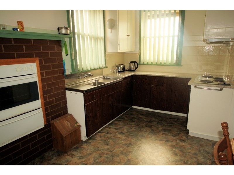 Flora Hill VIC 3550