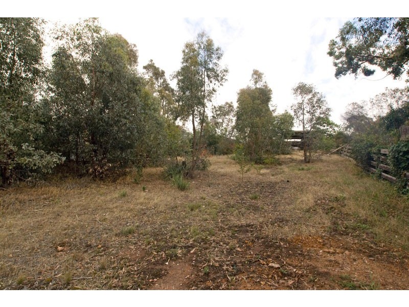 Flora Hill VIC 3550