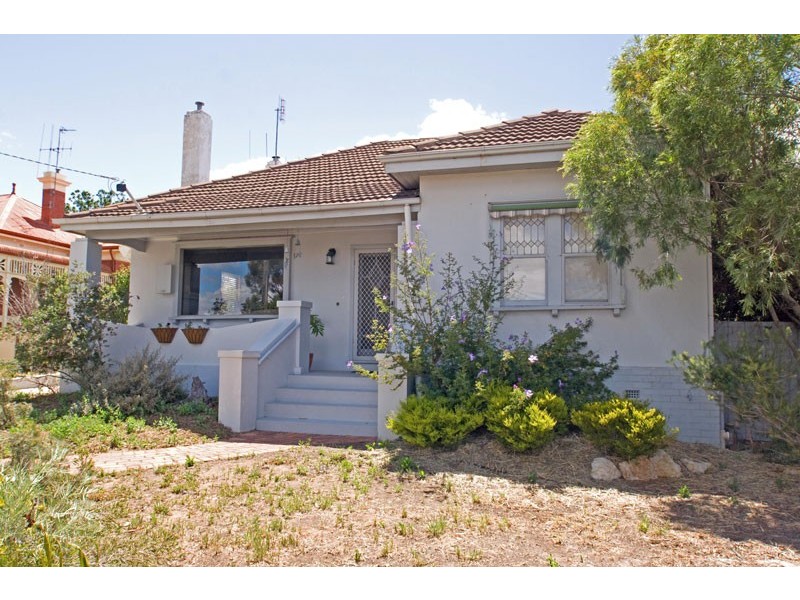 77 Neale St, Kennington VIC 3550
