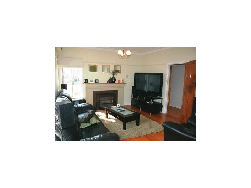 Flora Hill VIC 3550