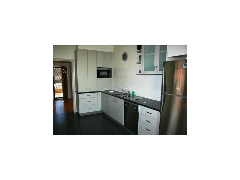Flora Hill VIC 3550
