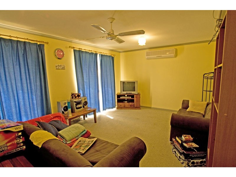 50 Mockridge Drive, Kangaroo Flat VIC 3555