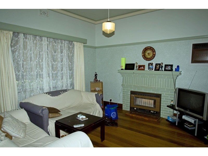 Flora Hill VIC 3550