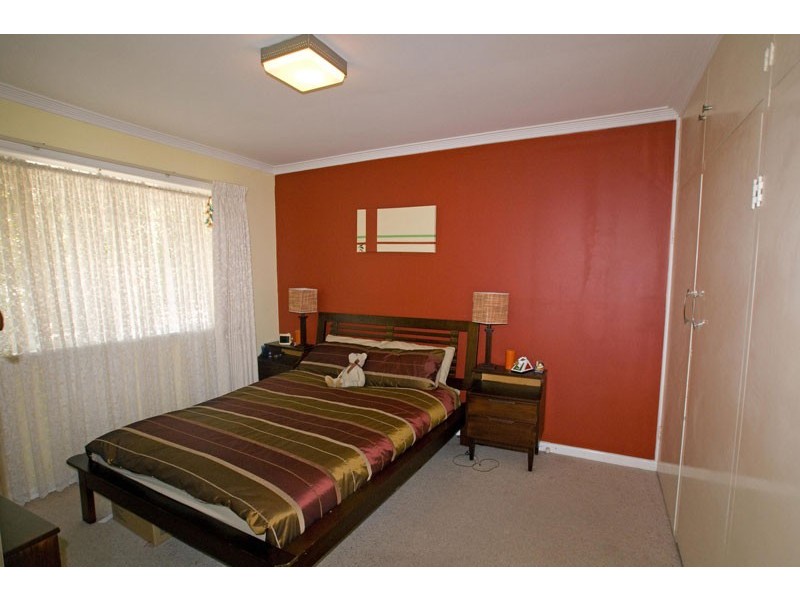 20 Clarence Avenue, Kennington VIC 3550