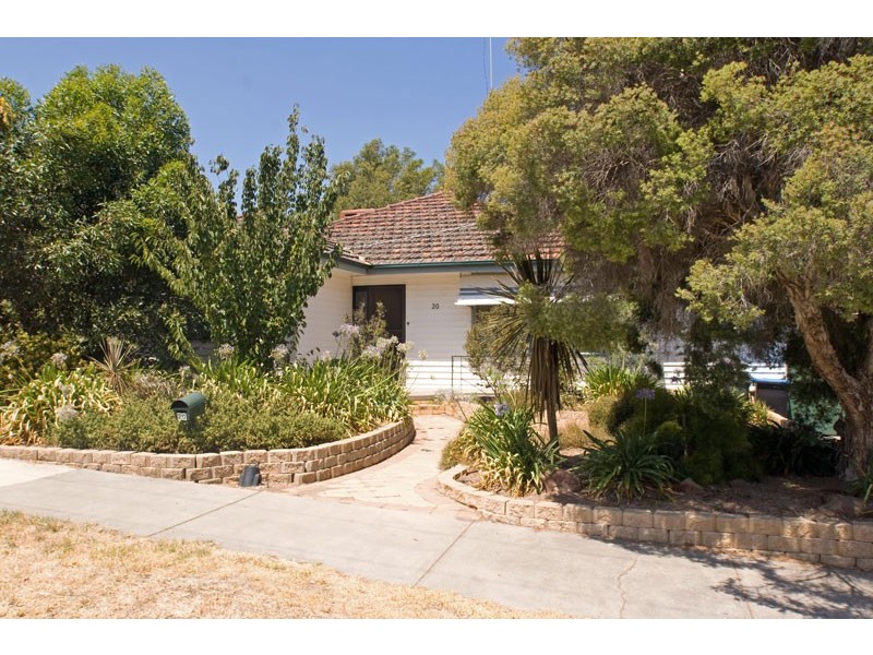 20. Clarence Avenue, Kennington VIC 3550