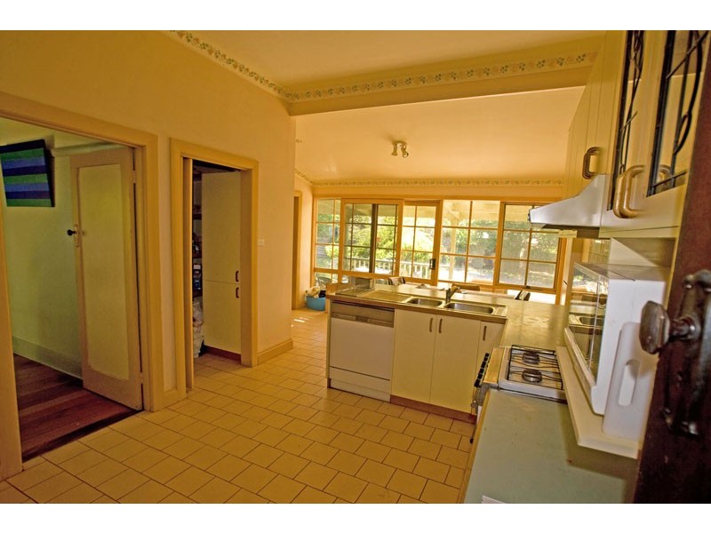 Flora Hill VIC 3550