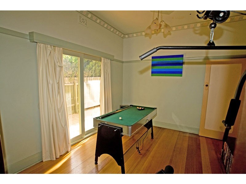 Flora Hill VIC 3550