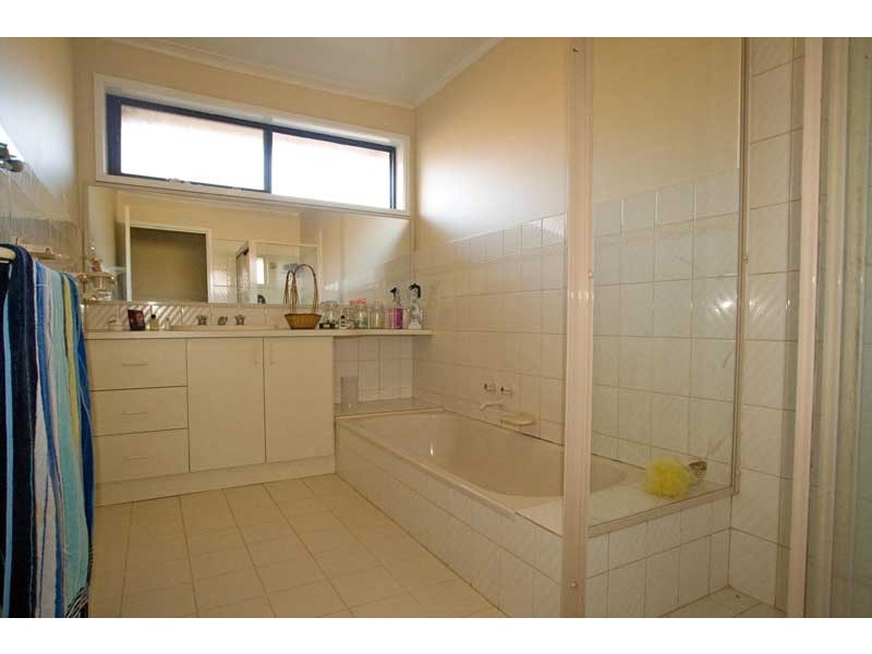 14 Butcher Street, Strathdale VIC 3550