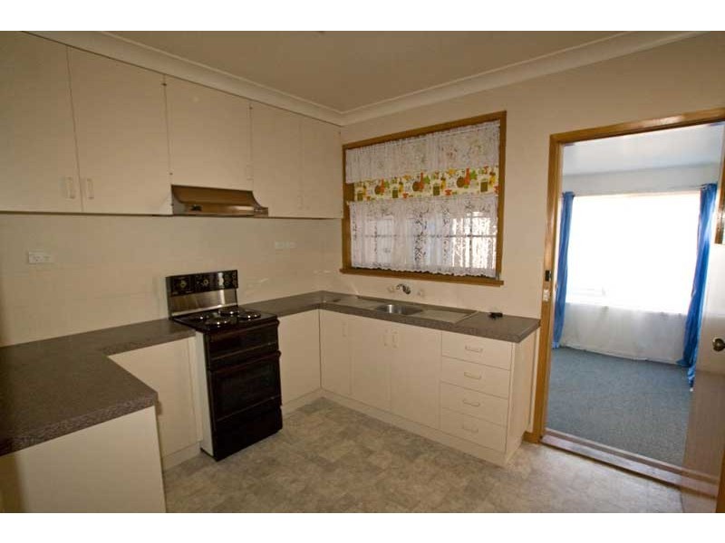 1/82 High Street, Kangaroo Flat VIC 3555