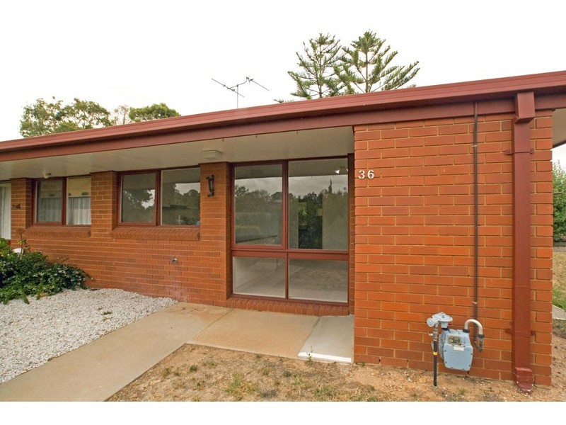 36 Clifford St (Retirement Village), Spring Gully VIC 3550